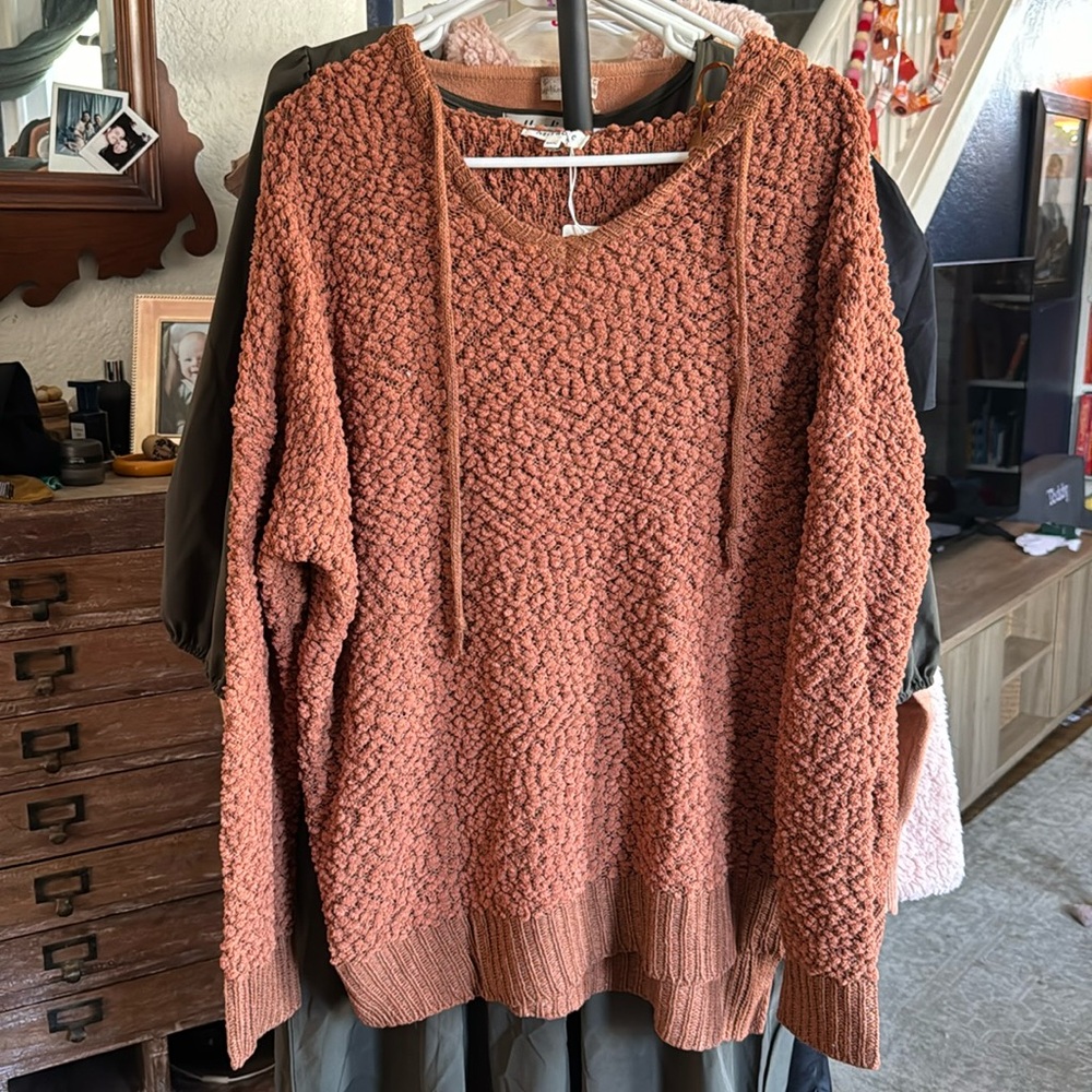 16 - Miracle Rust Hooded Sweater